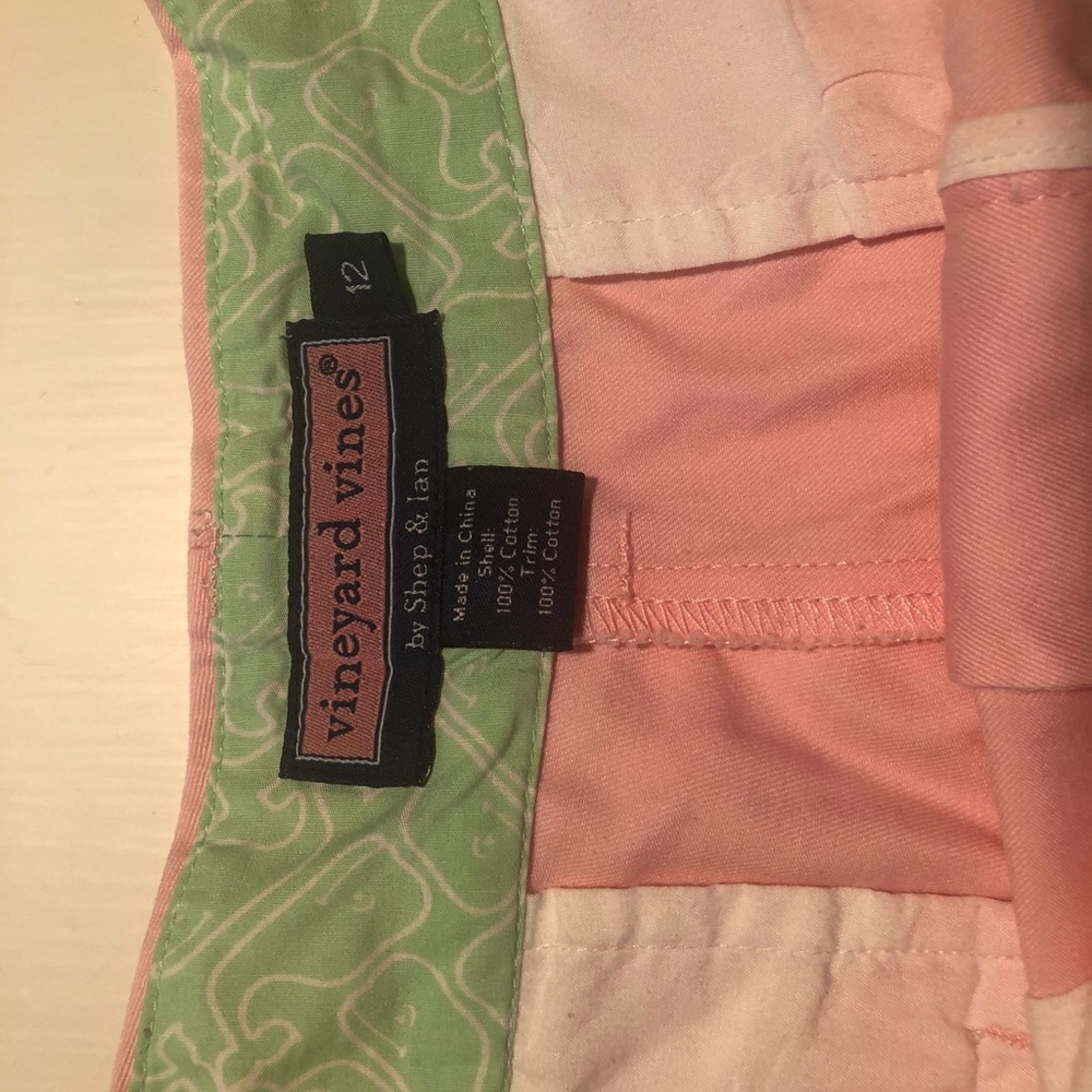 Vineyard vines pink 5 inch shorts size 12 EUC